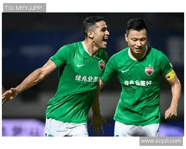 广州篮球队在全国锦标赛积分榜上以100分稳居第一名,展现强劲实力 广州篮球队在全国锦标赛积分榜上以100分稳居第一名,展现强劲实力